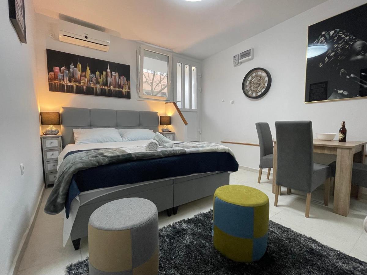 Old Town Bridge Apartment Zadar Exterior photo